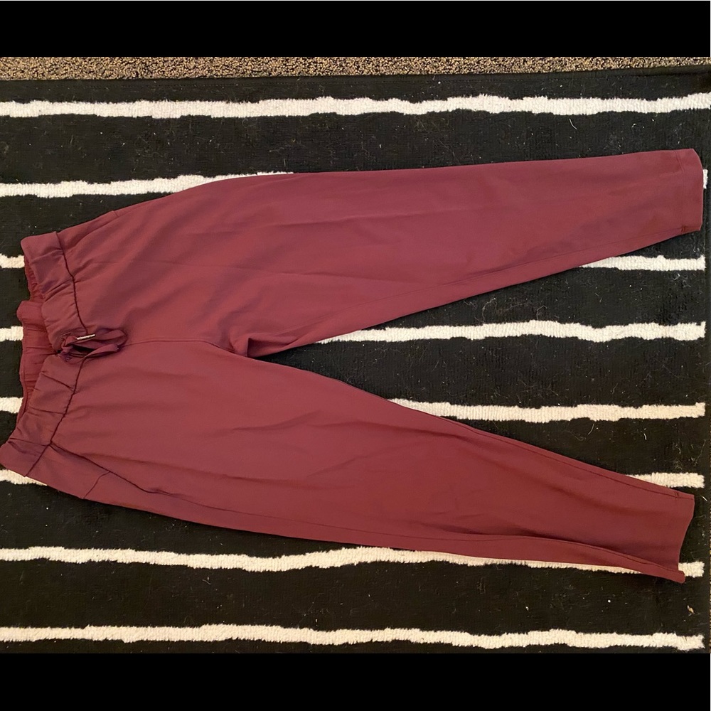 Lululemon Maroon Pant